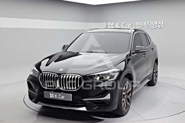 2022 BMW X1