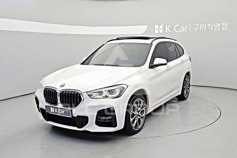 2022 BMW X1