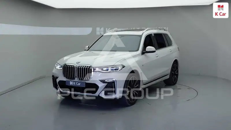 2022 BMW X7