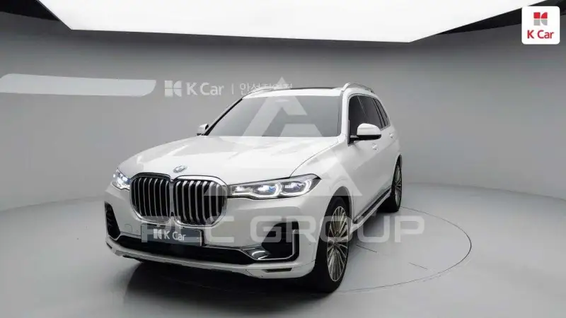 2022 BMW X7