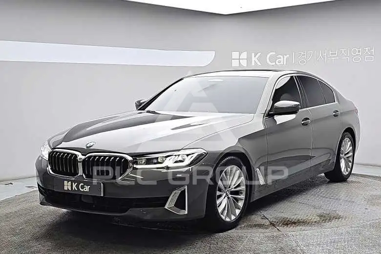 2022 BMW 5 Series