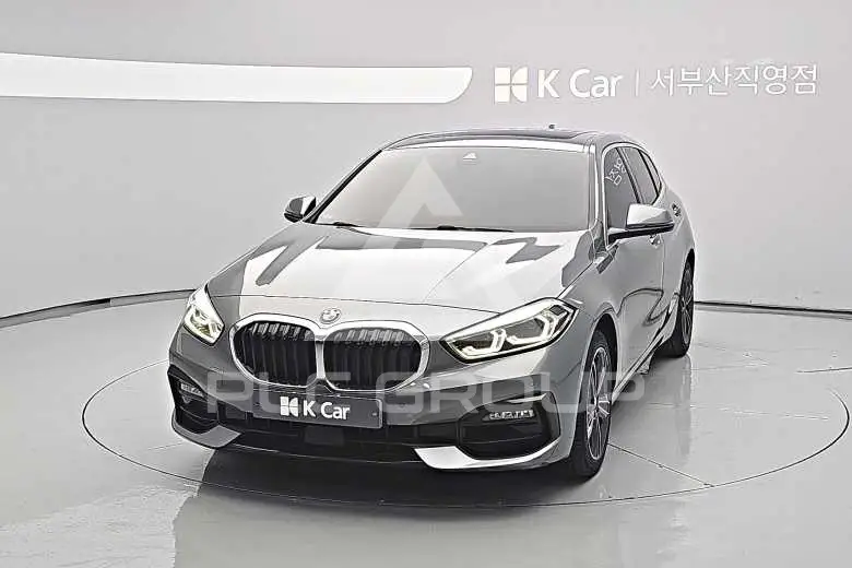 2022 BMW 1 series