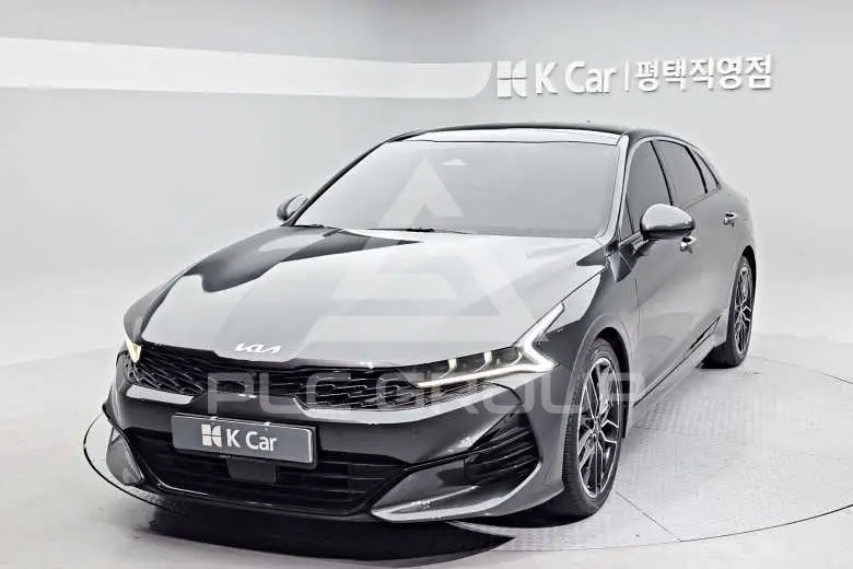 2022 KIA K5