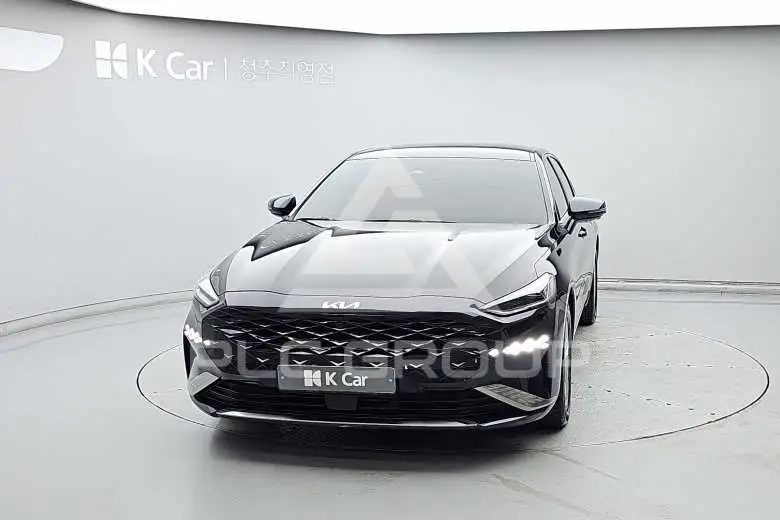 2022 KIA K8