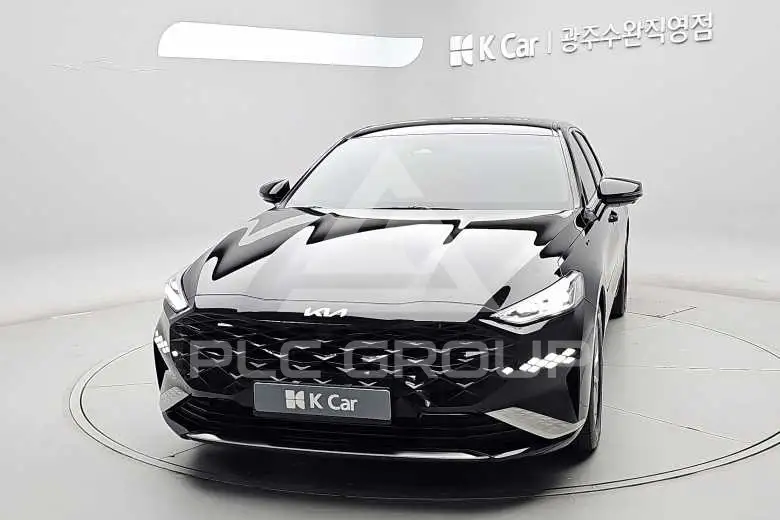2022 KIA K8