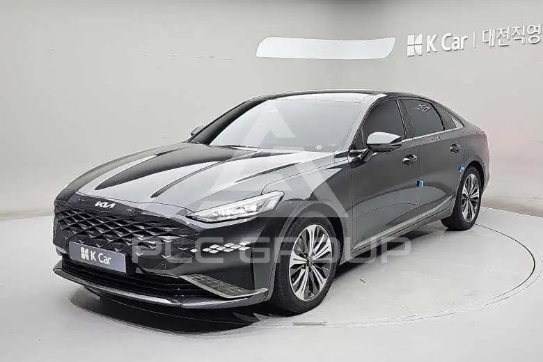 2022 KIA K8
