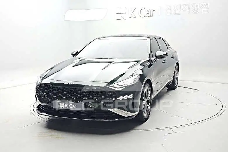 2022 KIA K8
