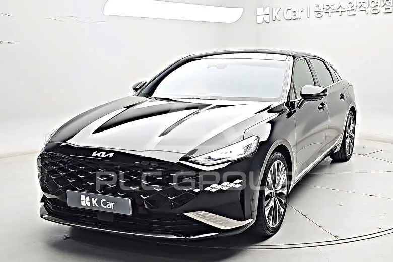 2022 KIA K8