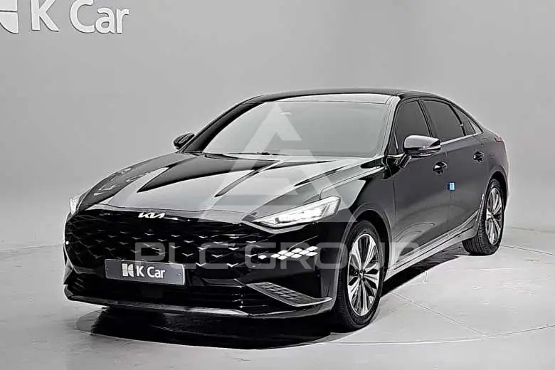 2022 KIA K8