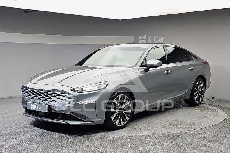 2022 KIA K8
