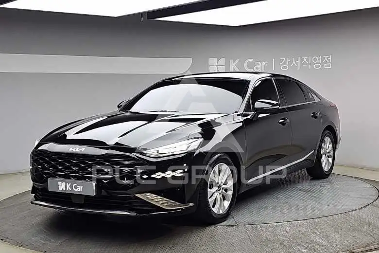 2022 KIA K8