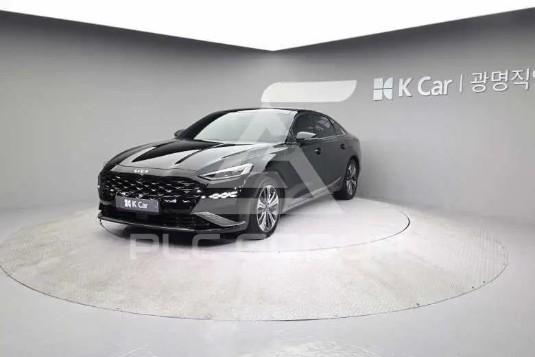 2022 KIA K8