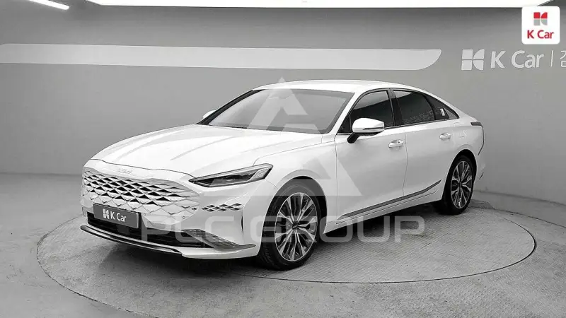 2022 KIA K8