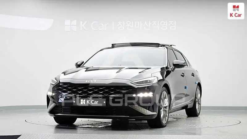 2022 KIA K8