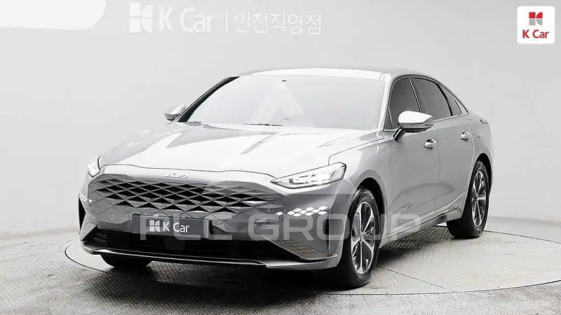 2022 KIA K8