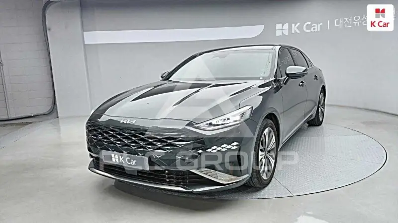 2022 KIA K8