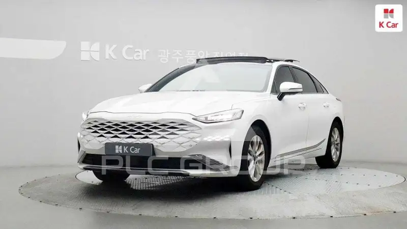 2022 KIA K8