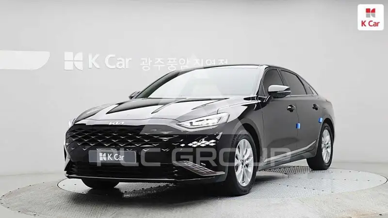 2022 KIA K8