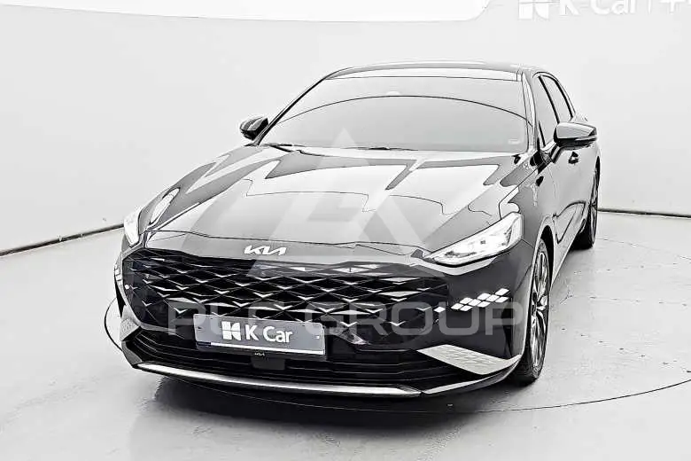 2022 KIA K8
