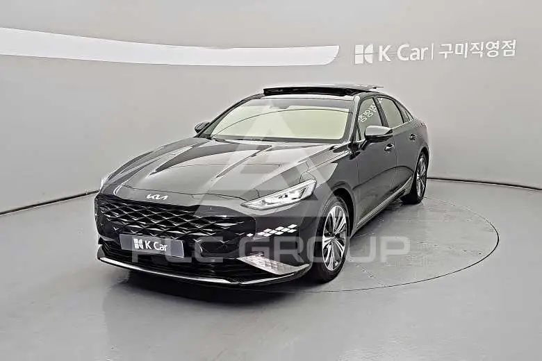 2022 KIA K8