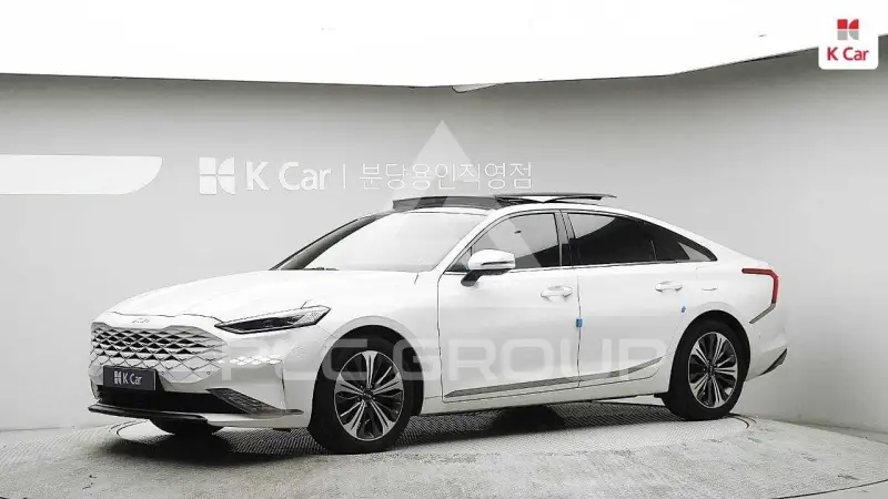 2022 KIA K8