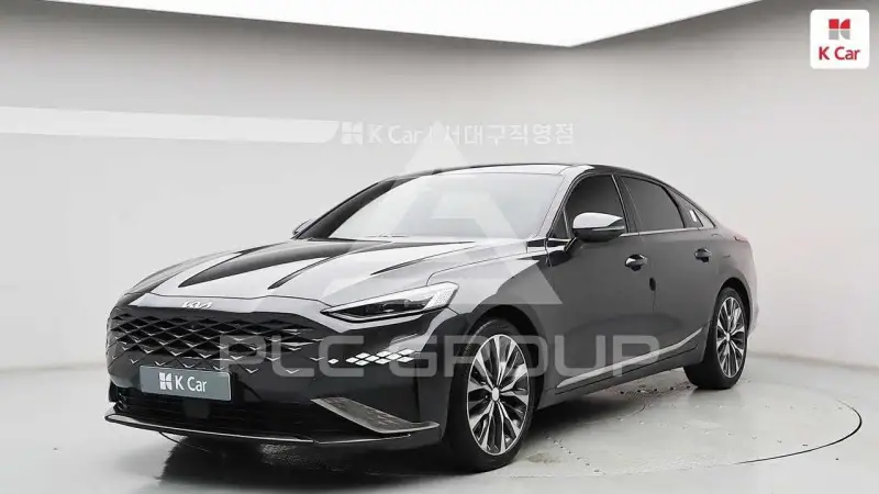 2022 KIA K8