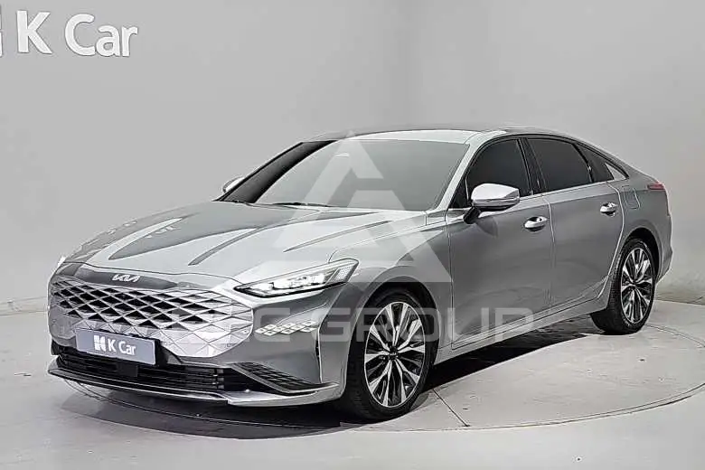 2022 KIA K8
