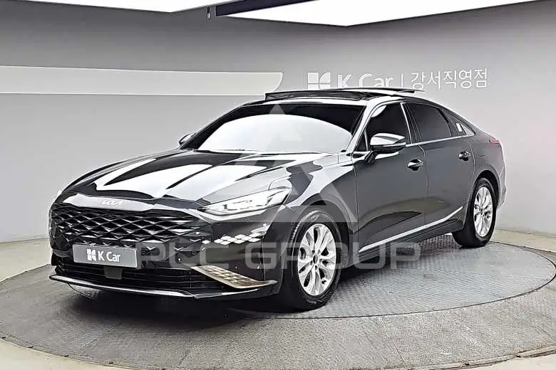 2022 KIA K8