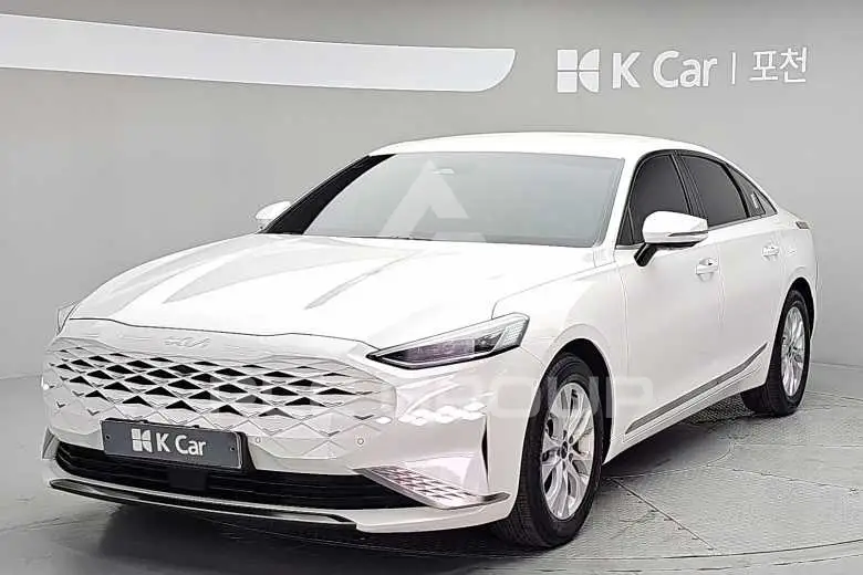 2022 KIA K8