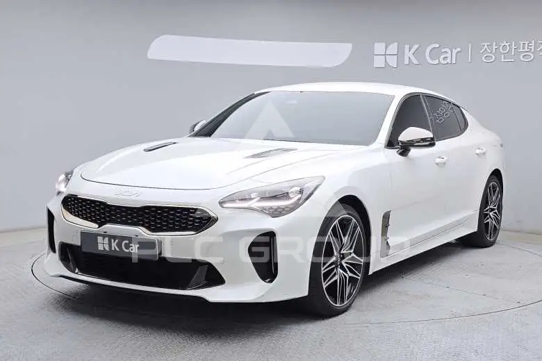 2022 KIA Stinger