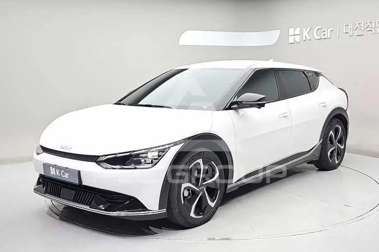 2022 KIA EV