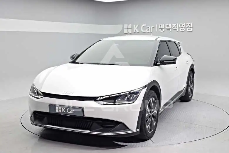 2022 KIA EV
