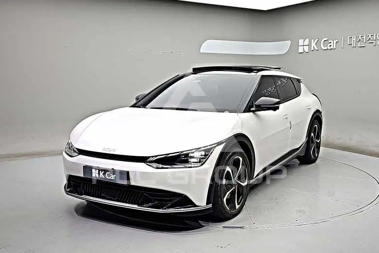 2022 KIA EV