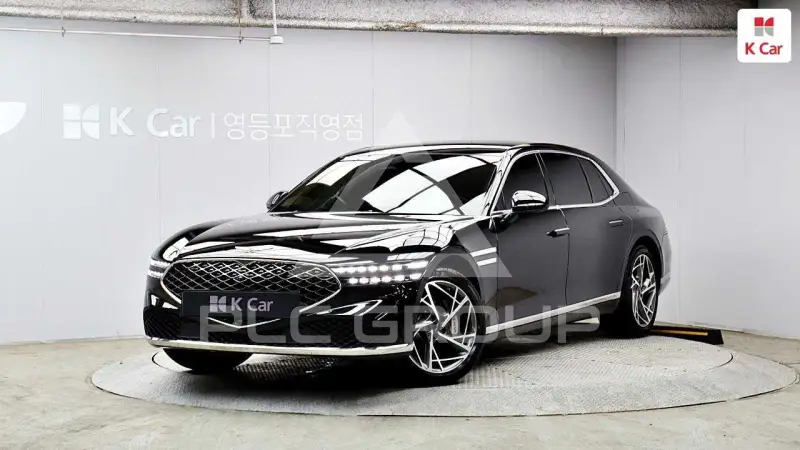 2022 Genesis G90