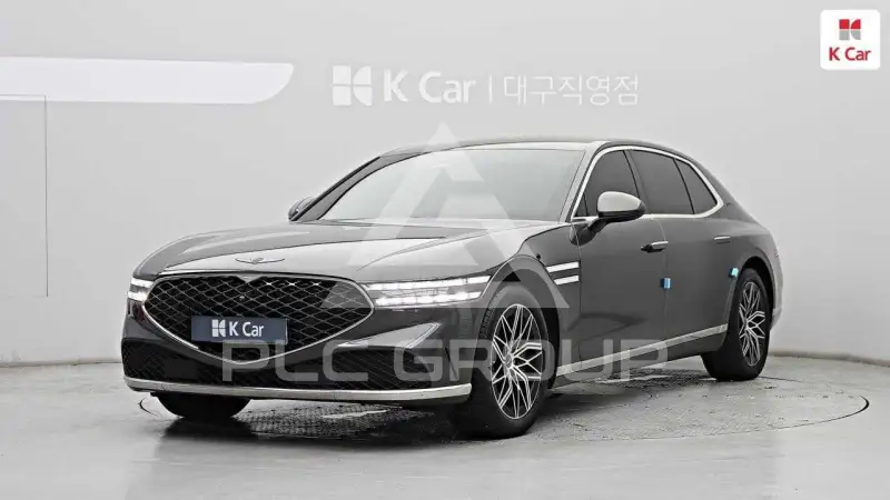 2022 Genesis G90