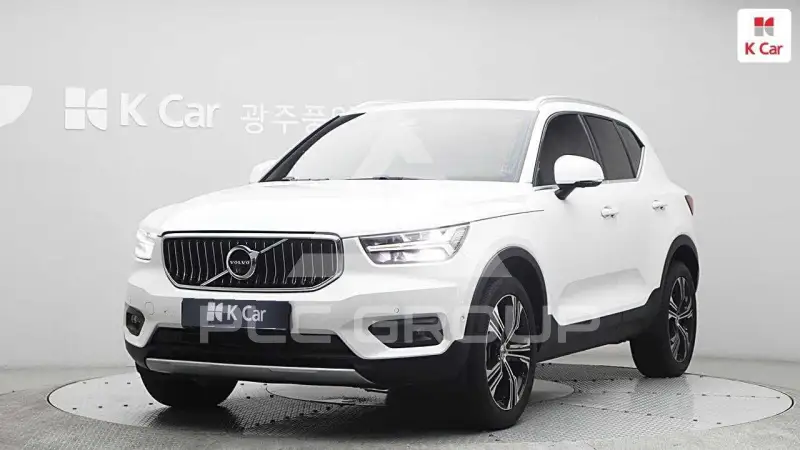 2022 Volvo XC40