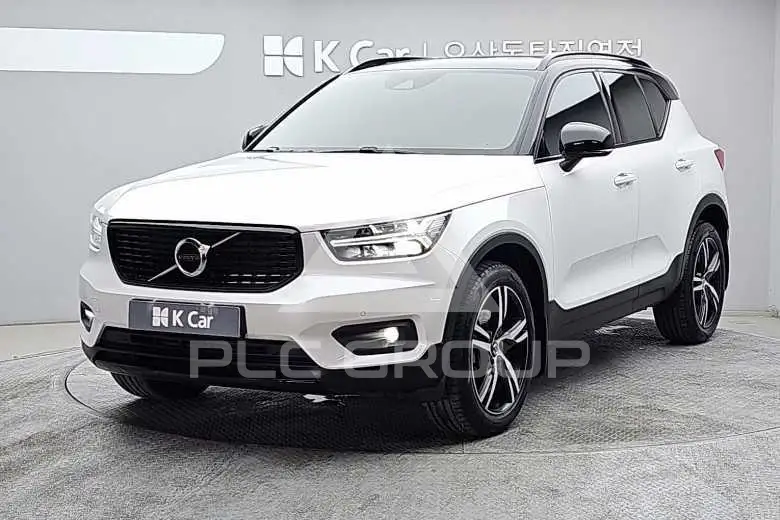 2022 Volvo XC40