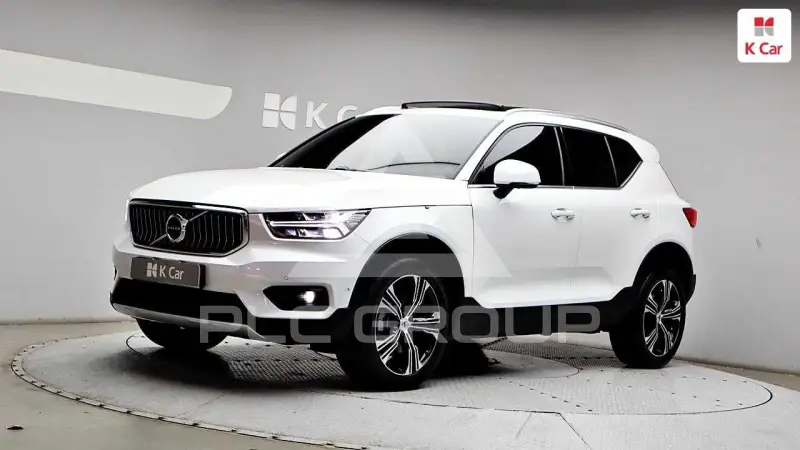 2022 Volvo XC40