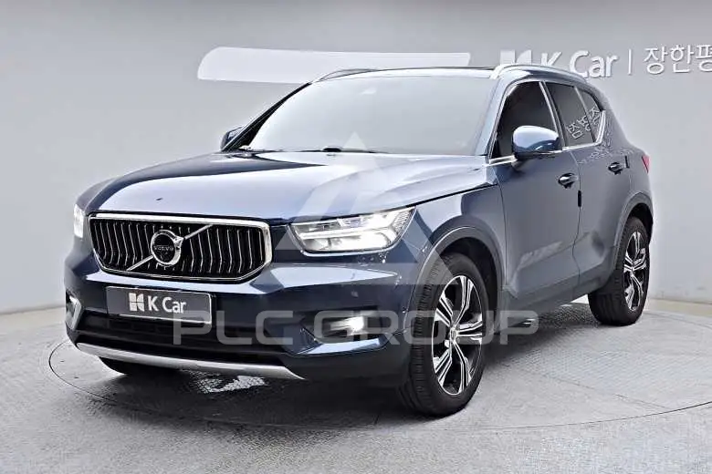 2022 Volvo XC40