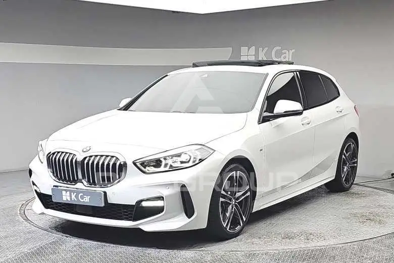 2023 BMW 1 series