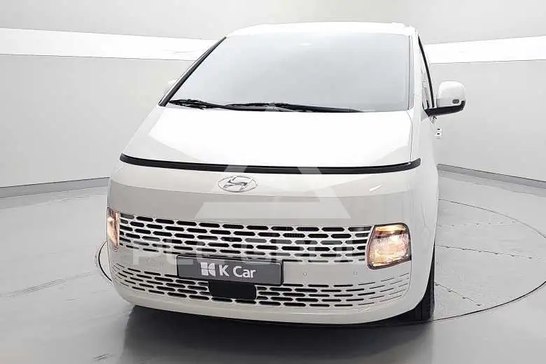 2023 Hyundai Staria