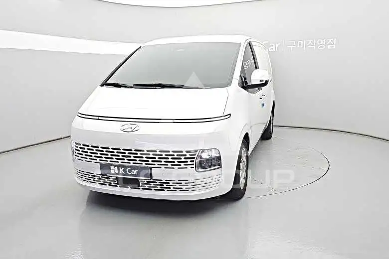 2023 Hyundai Staria