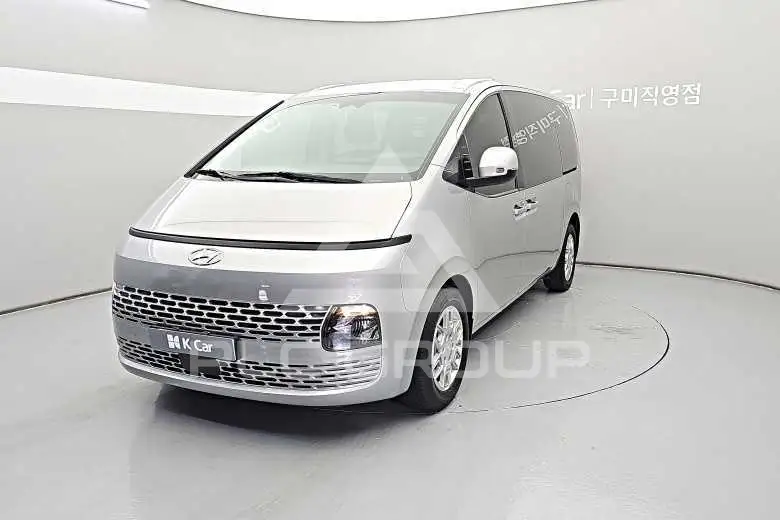 2023 Hyundai Staria
