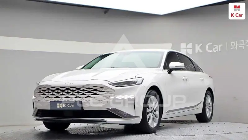 2023 KIA K8