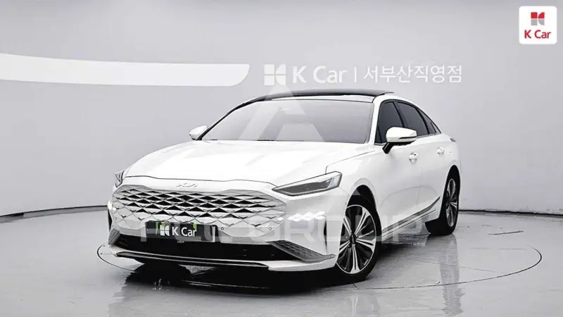 2023 KIA K8