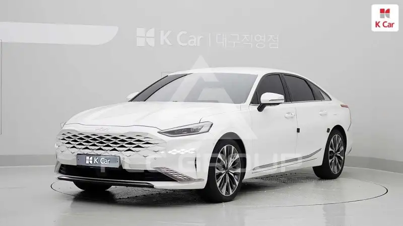 2023 KIA K8