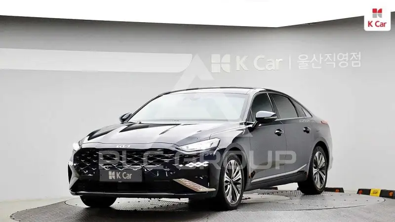 2023 KIA K8