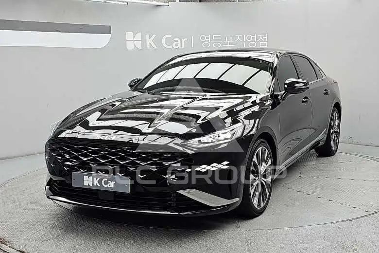 2023 KIA K8