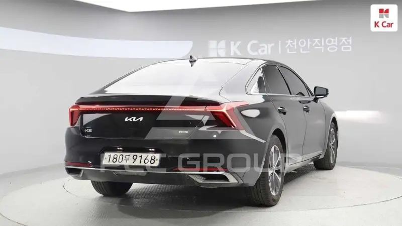2023 KIA K8