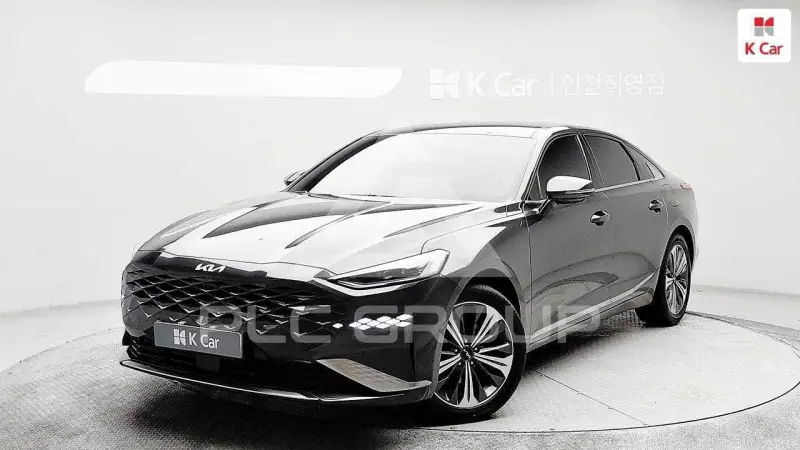 2023 KIA K8